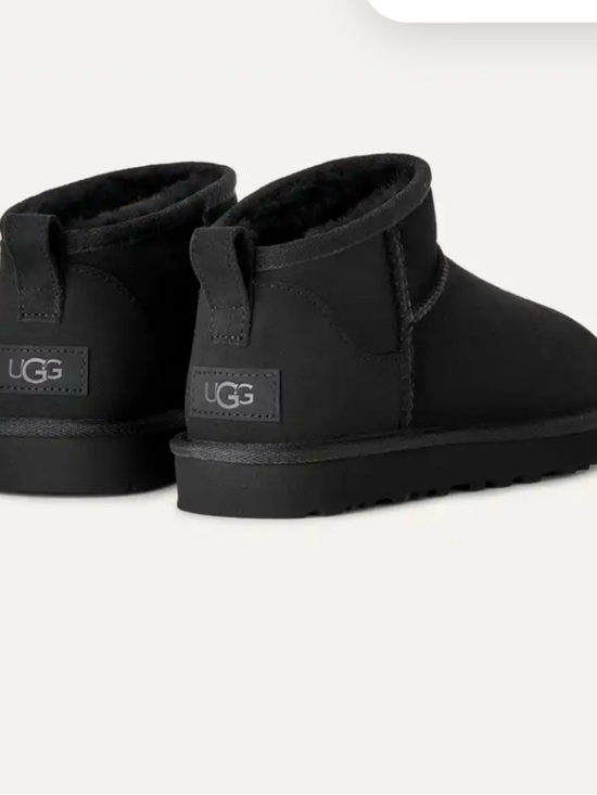 UGG Other - UGG Kids Classic Ultra Mini Boot - Black Size 2